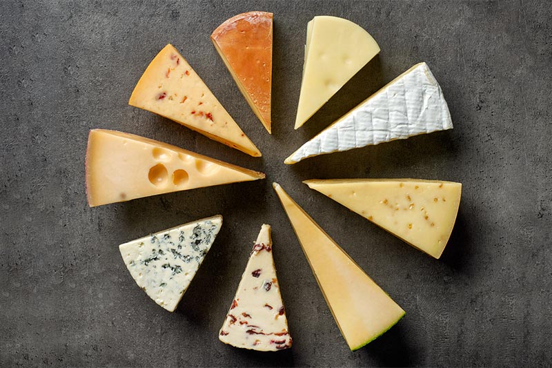 チーズの種類は1000以上！