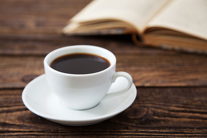 コーヒーの効果・効能とは？適切な摂取量と注意点についても解説