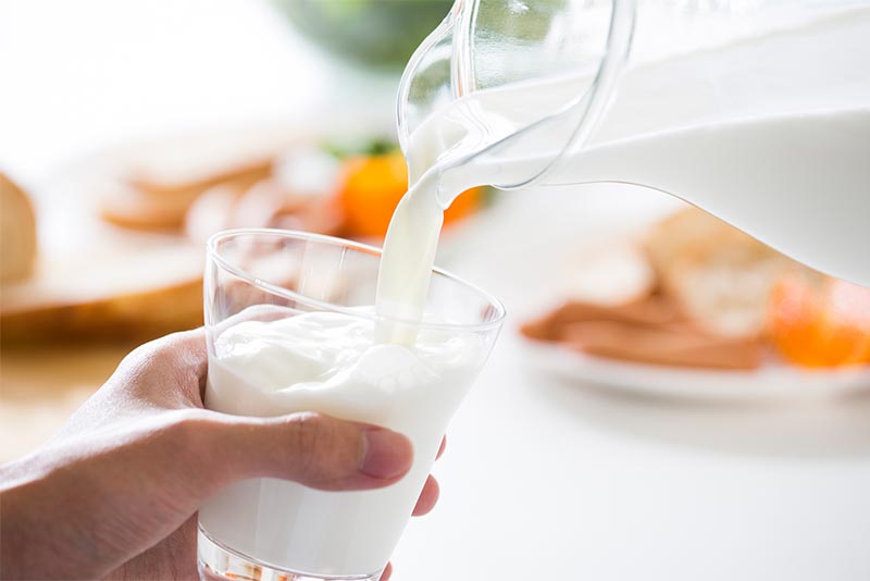 【栄養バランスがよい】牛乳の主な成分と種類