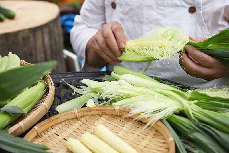 ヤングコーンは生でも食べられる？