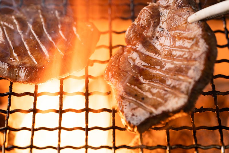 さらに美味しく!牛タン焼き方の応用テクニックと注意点