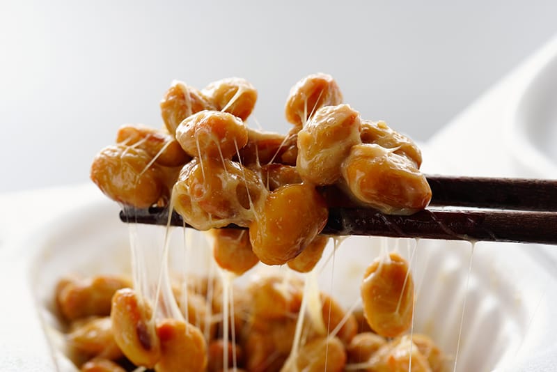 賞味期限切れの納豆はいつまで食べられる？安全な判断基準