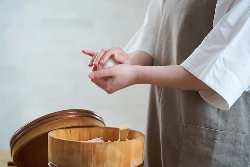 おにぎりをより美味しく安全に作るためのポイント