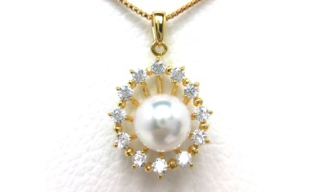 【070-19】老舗の真珠専門店・高品質アコヤ真珠ペンダント9.0～9.5ミリ　45㎝（調整可能）（ゴールド色）*