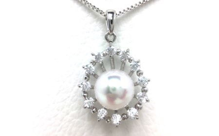 【070-19】老舗の真珠専門店・高品質アコヤ真珠ペンダント9.0～9.5ミリ　45㎝（調整可能）（シルバー色）*