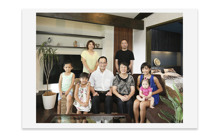 自宅で家族写真『素敵なファミリーフォト』