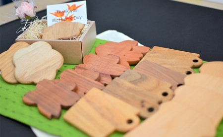 木製コースター（５枚組） 梅（素材クルミ）
