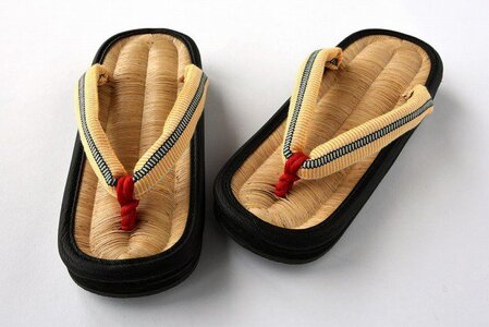 【Sサイズ】山形伝統 手編み 竹皮草履（女性用・外履き）「竹粋-CHIKUSUI-真田」　024-H-KZ013-S
