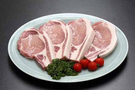 ブランド豚「庄内三元豚」 厚切りステーキ肉（200g×4枚）