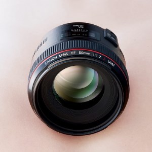 キヤノン Canon 大口径・標準短焦点レンズ EF50mm F1.2L USM【1377994】