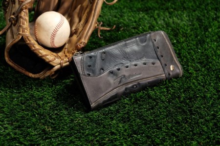 【ファスナー付き長財布】思い出の詰まった野球グラブからつくる「野球財布（ヤキュウウォレット）」