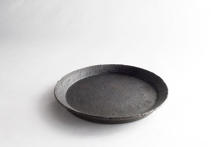 黒リム皿 直径22cm