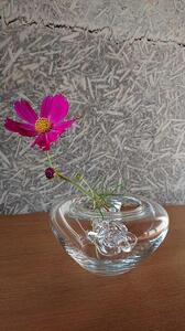 水たまりの花器（ガラスの花どめ付き）  石川 金沢 加賀百万石 加賀 百万石 北陸 北陸復興 北陸支援