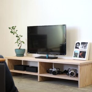 北海道育ちの木材を使った宮大工特製「TVボード1200」（塗装なし）