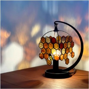 Nijiiro Lamp のステンドグラスのテーブルランプ  ミツバチアンバー【1219183】
